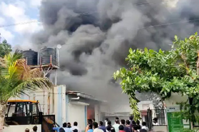 18_tewas_terbakar_di_pabrik_kimia_india