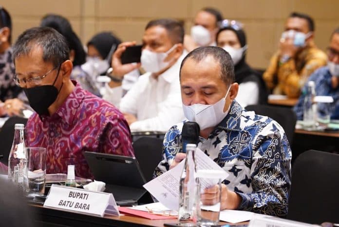 bupati_batu_bara_rakor_dengan_kemen_atrbpn