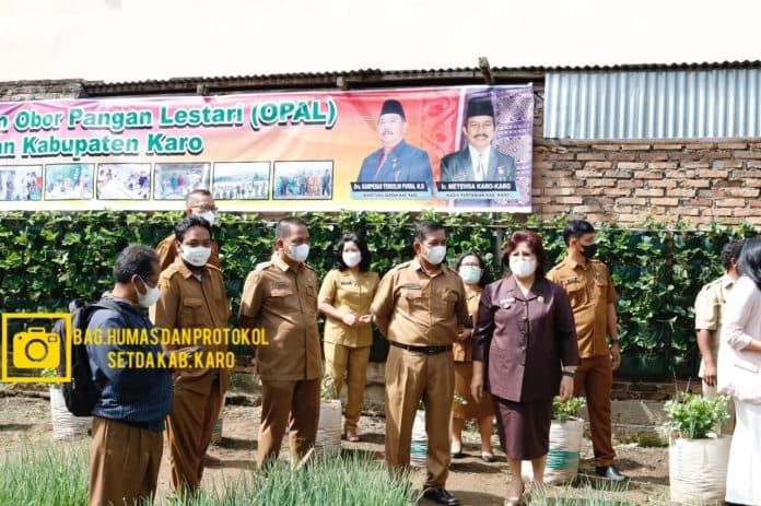 bupati_karo_launching_tpkh_dan_autsk