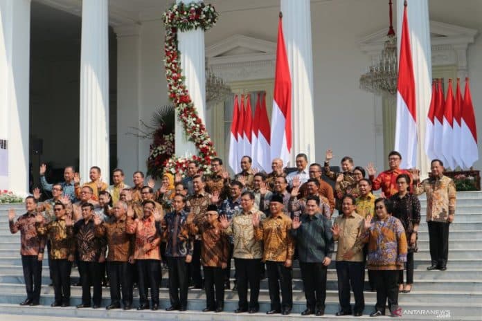 daftar_menteri_layak_reshuffle_versi_survei