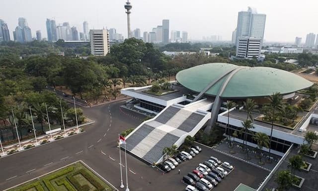 dpr_setujui_pengesahan_ruu_kuhp
