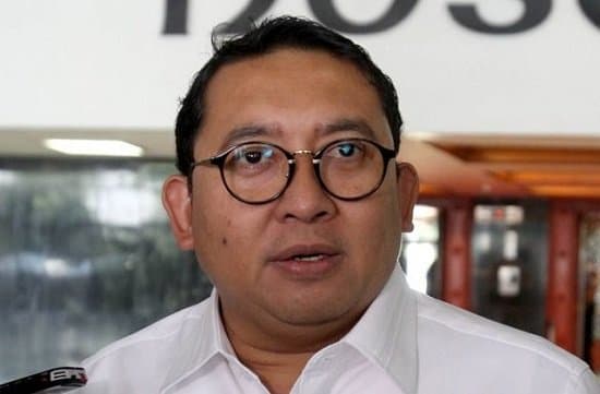 fadli_zon_positif_terinfeksi_covid_19