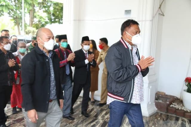 gubernur_sulawesi_utara_kunker_ke_taput