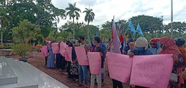 kantor_bupati_asahan_didemo