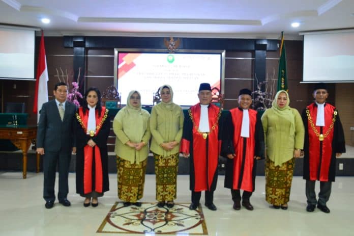 ketua_pn_binjai_dan_kisaran_dilantik