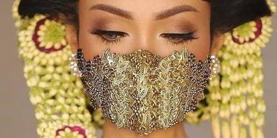 masker_bertahta_berlian_segini_harganya