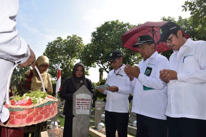 mengenang_sosok_adam_malik_batubara