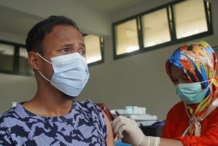 pemain_psms_medan_disuntik_vaksin_tahap_ii