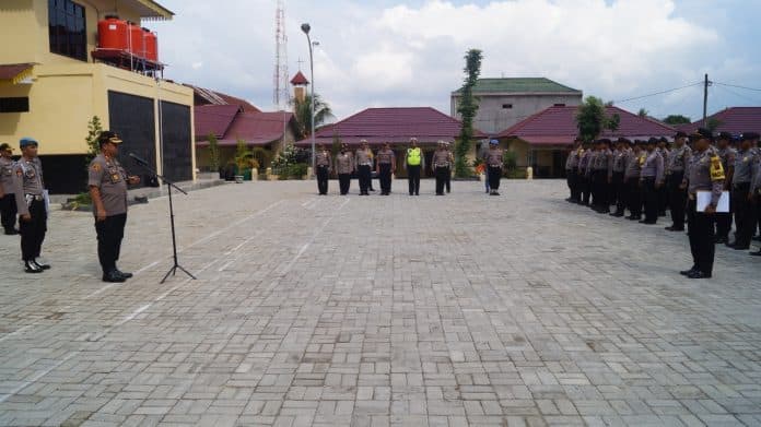 polres_batu_bara_gelar_apel_pam_gereja