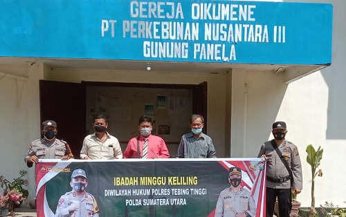 polsek_sipispis_gelar_pengamanan_gereja