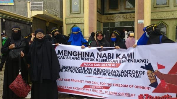 protes_ibu_ibu_di_medan_marah_ini_reaksinya