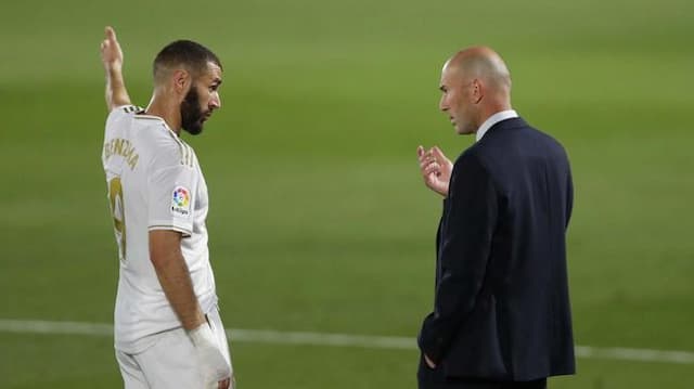 real_madrid_keok_zidane_tolak_mundur