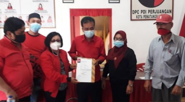 rospita_sitorus_daftar_jadi_wawako_siantar