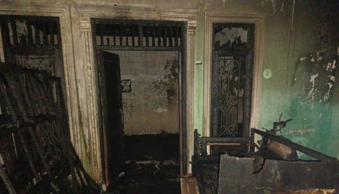 satu_rumah_di_medan_polonia_ludes_terbakar