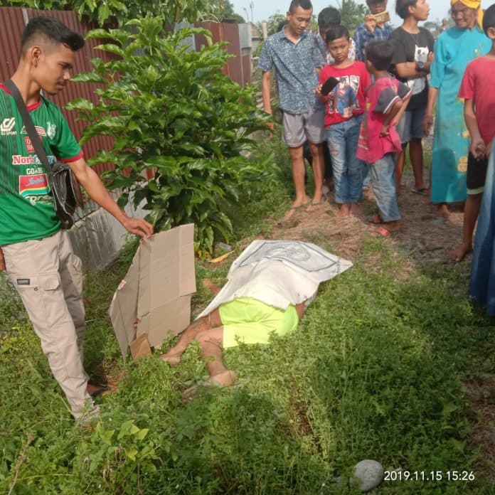 tukang_becak_tewas_disambar_kereta_api